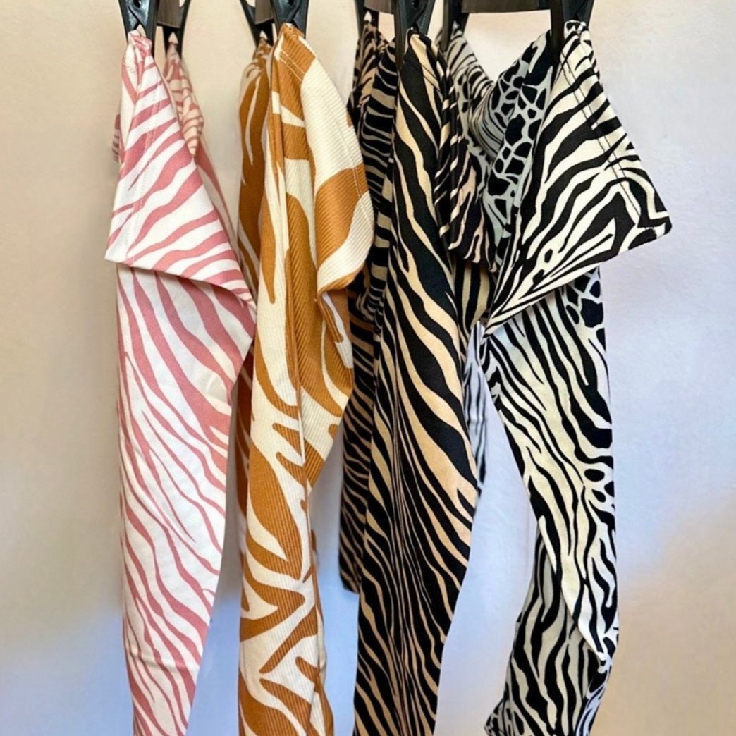 Top Eli Zebra Long with removable Ribbon