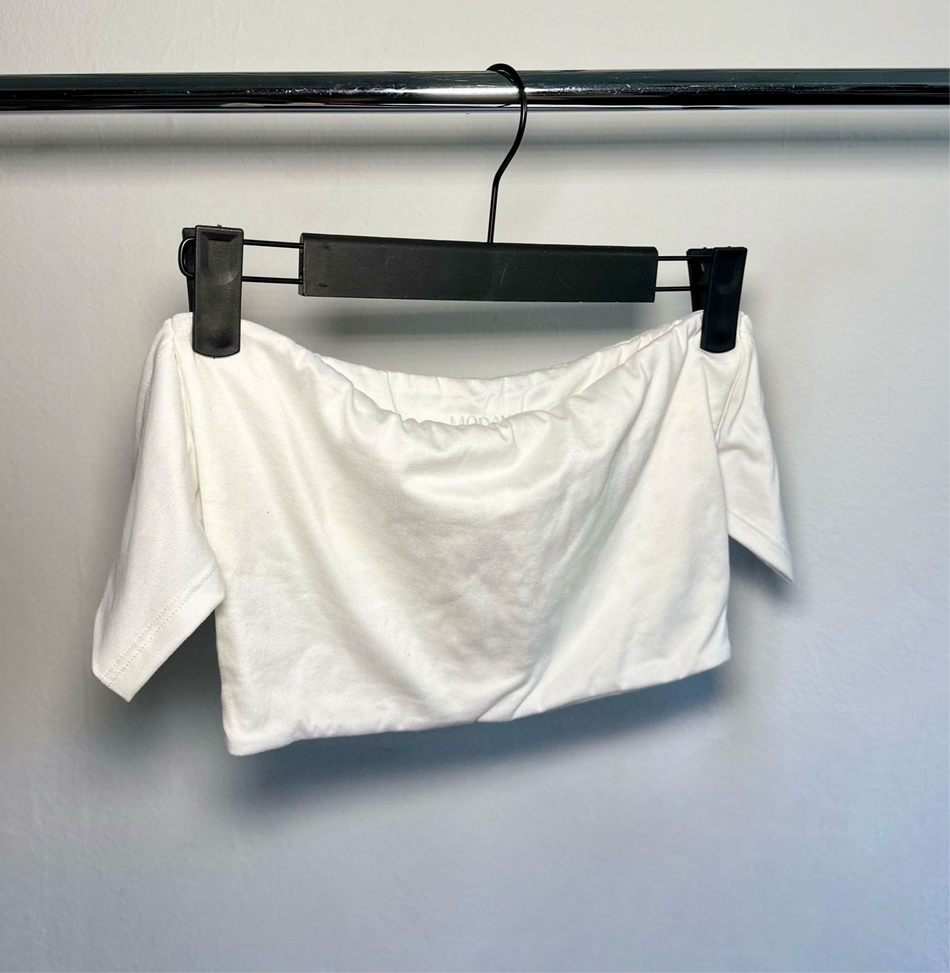 Top Eli One-Color Short with removable Ribbon