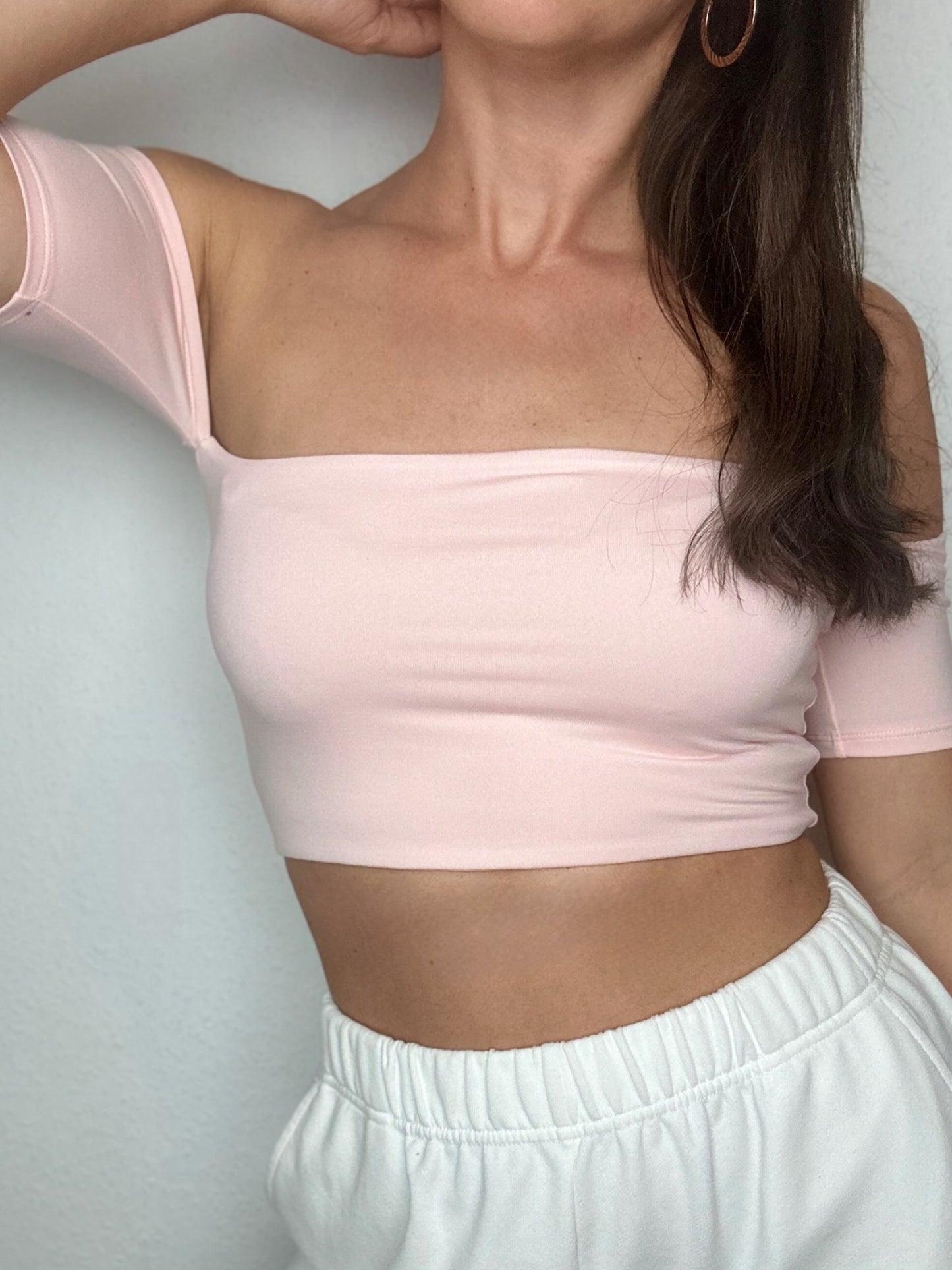 Top Eli One-Color Short with removable Ribbon