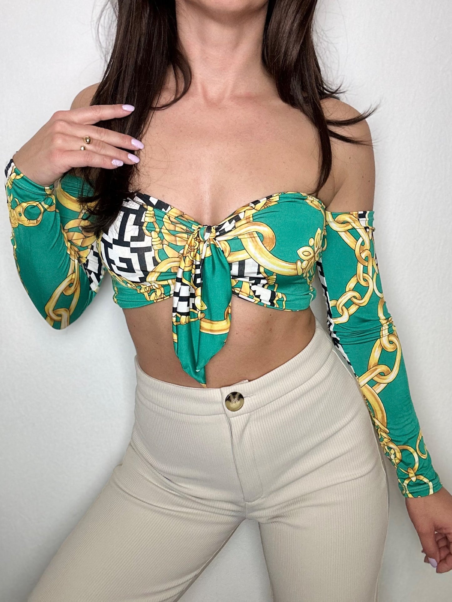Top Eli Chain Long with removable Ribbon