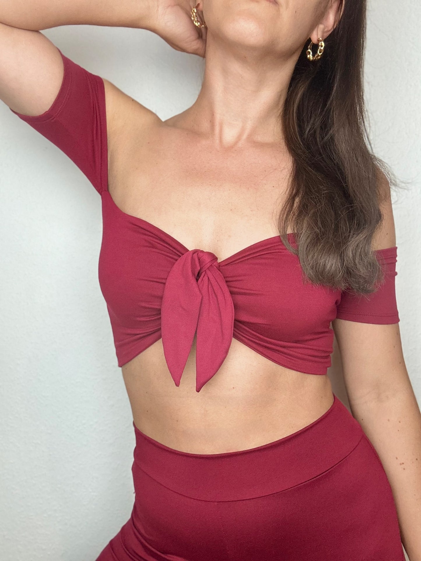Top Eli One-Color Short with removable Ribbon