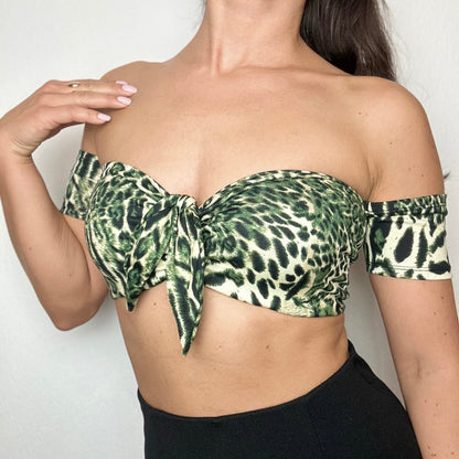 Top Eli Tiger Short with removable Ribbon