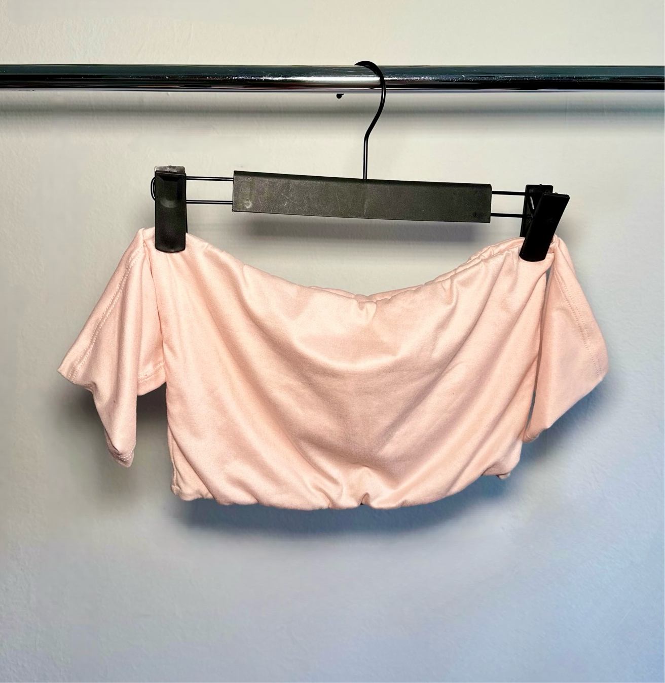 Top Eli One-Color Short with removable Ribbon