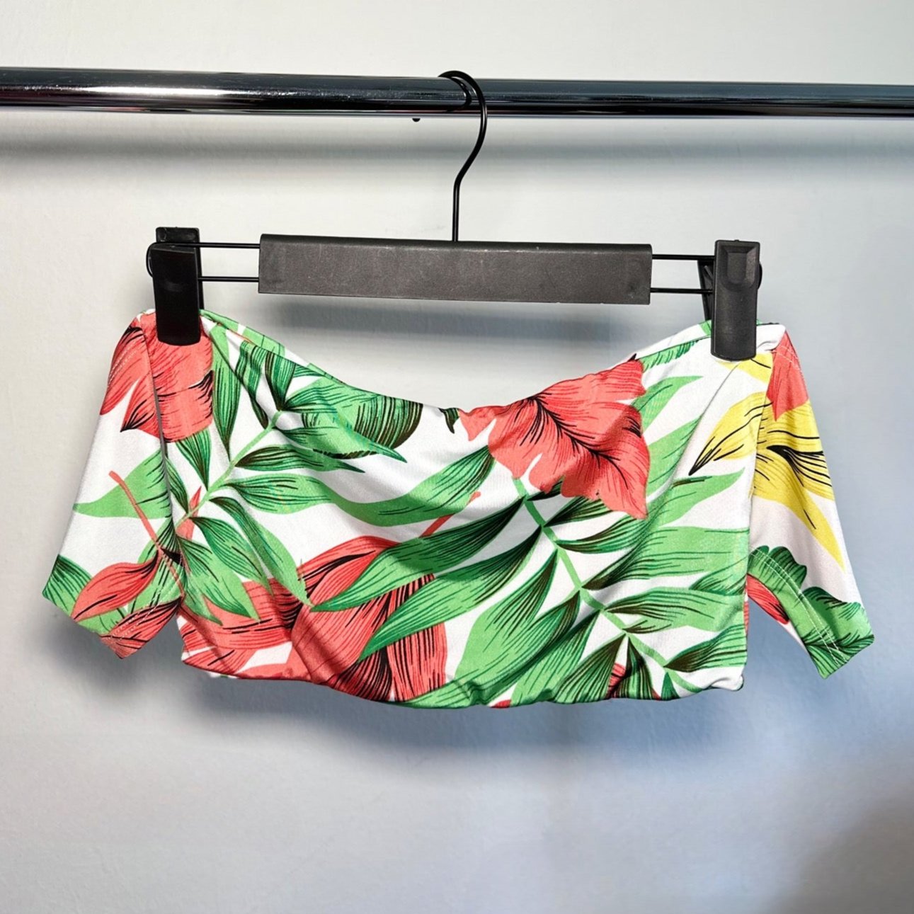 Top Eli Tropical Short
