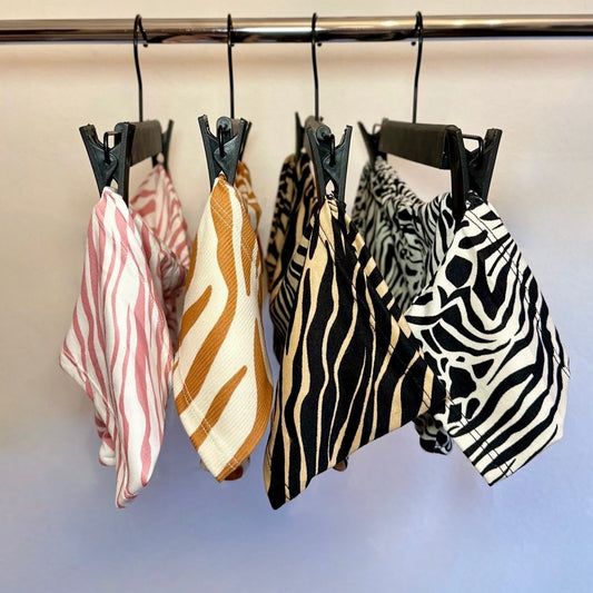 Top Eli Zebra Short with removable Ribbon