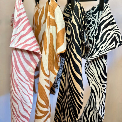 Top Eli Zebra Long with removable Ribbon