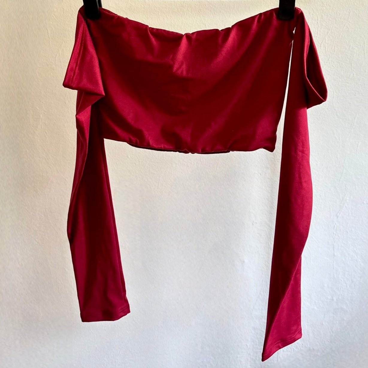 Top Eli One-Color Long with removable Ribbon