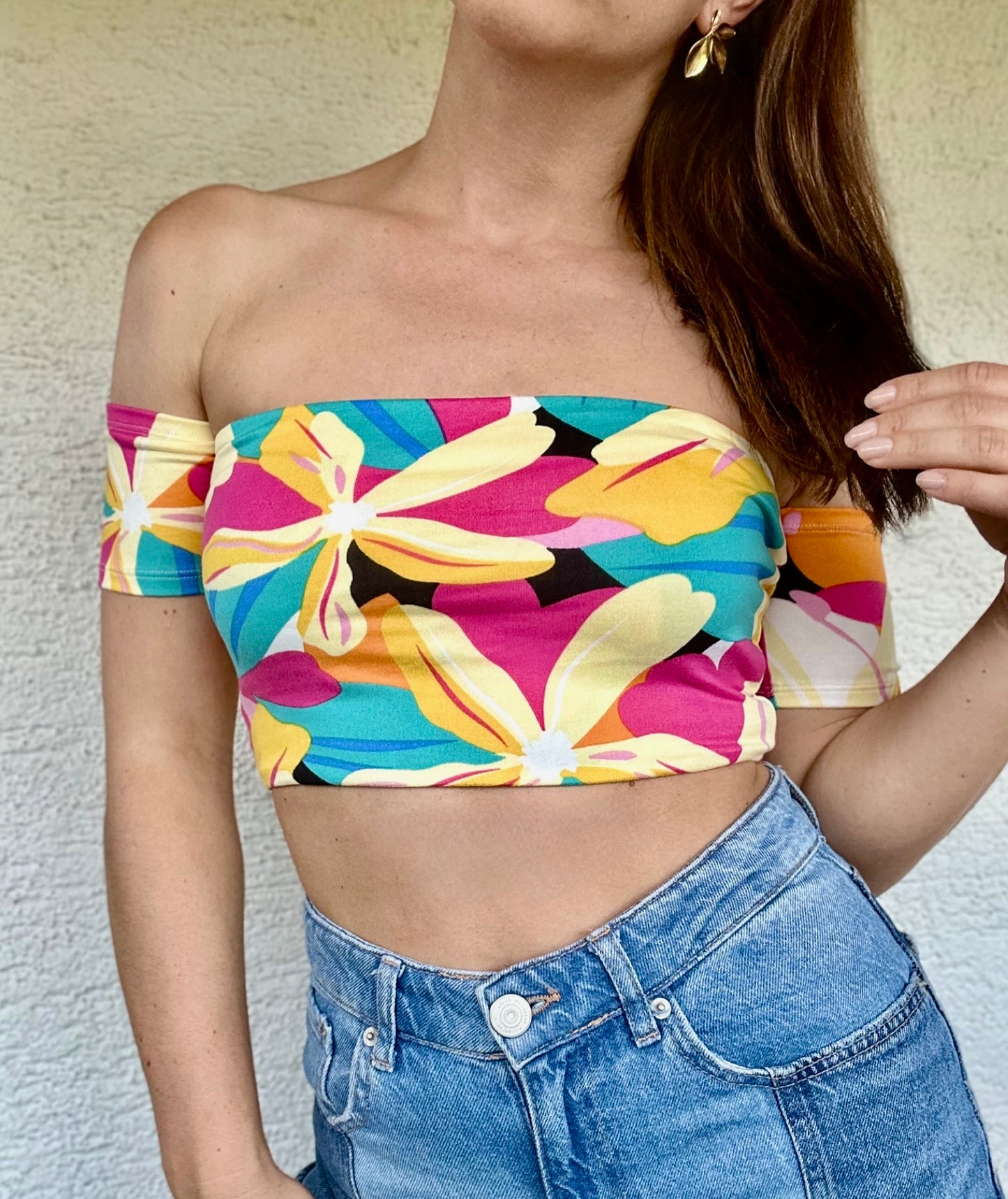 Top Retro Eli Flower Short with removable Ribbon