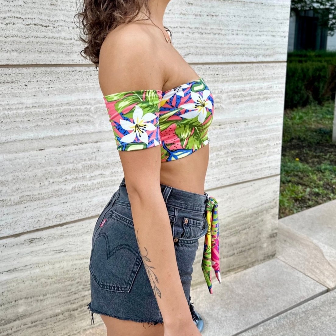 Top Eli Tropical Short