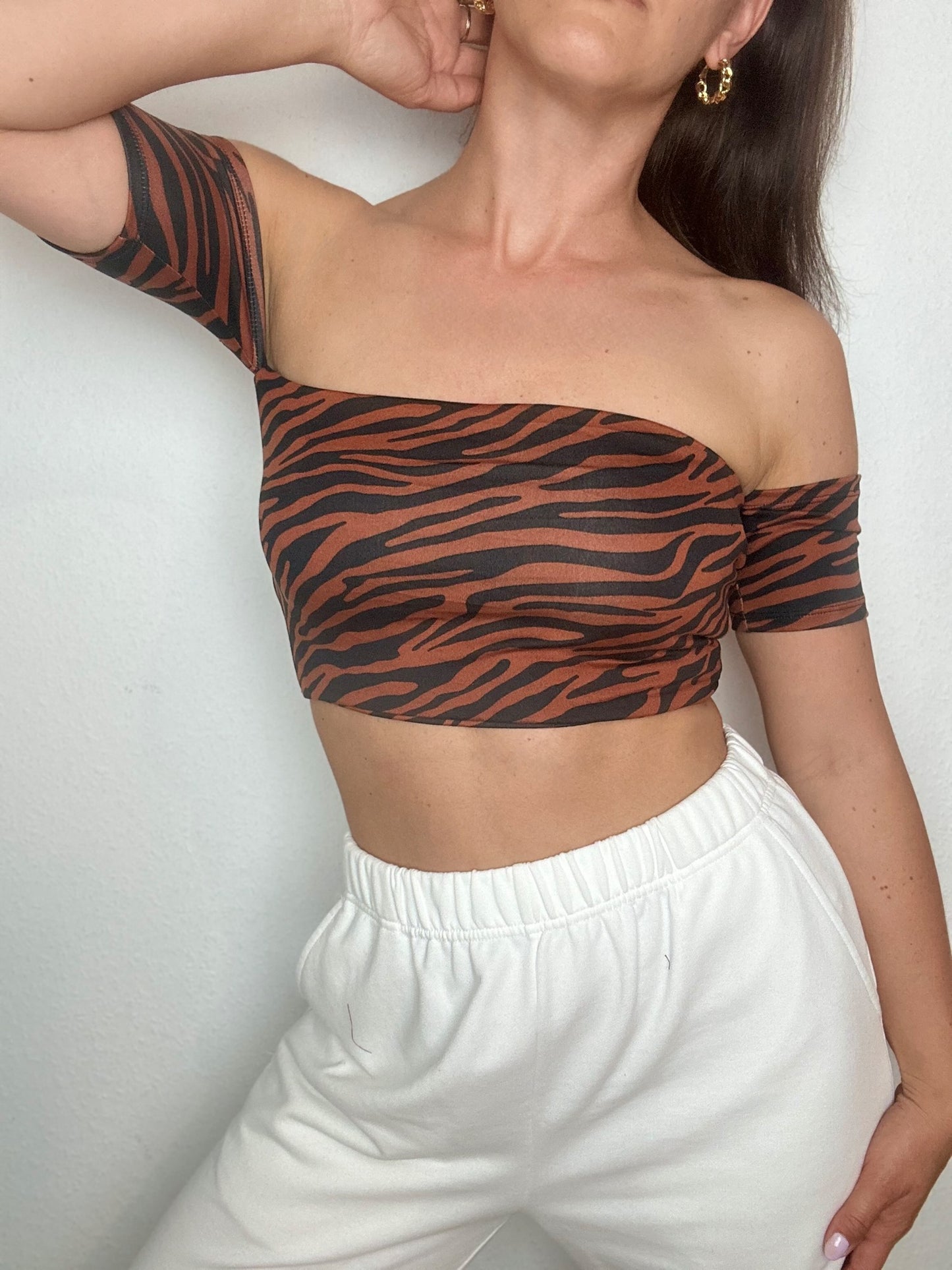 Top Eli Zebra Short with removable Ribbon