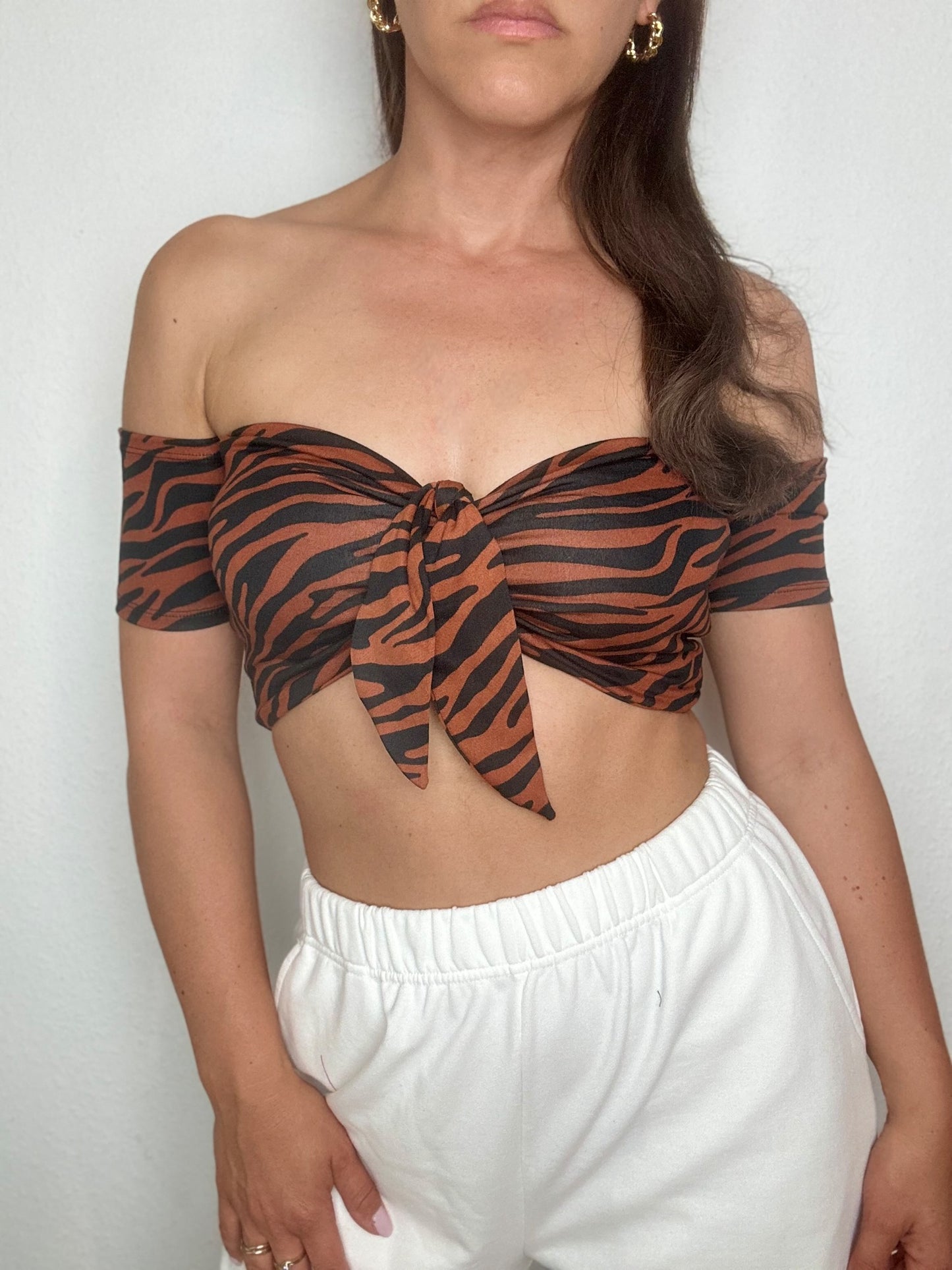 Top Eli Zebra Short with removable Ribbon