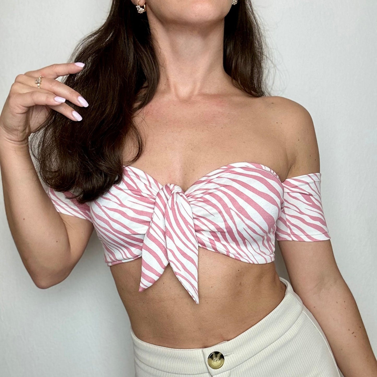 Top Eli Zebra Short with removable Ribbon