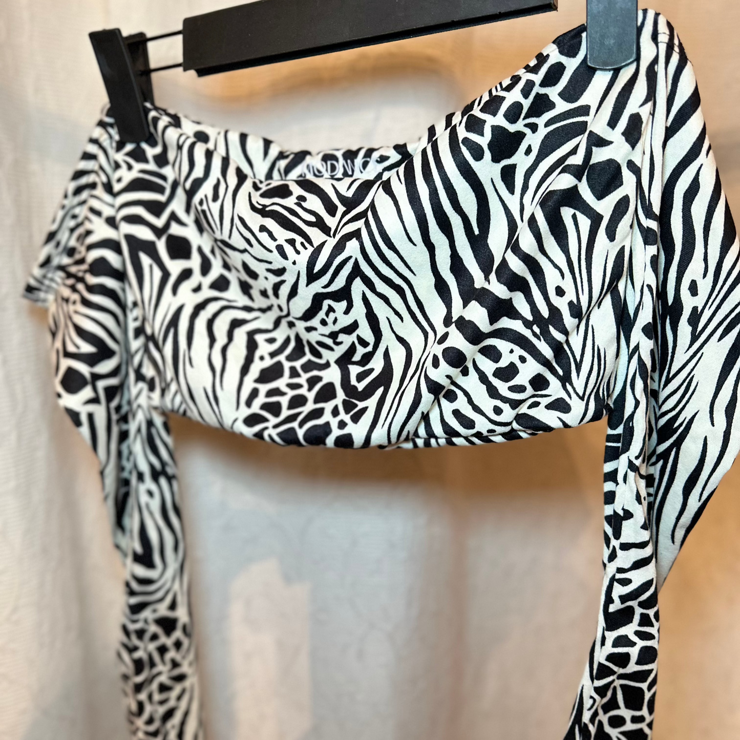 Top Eli Zebra Long with removable Ribbon