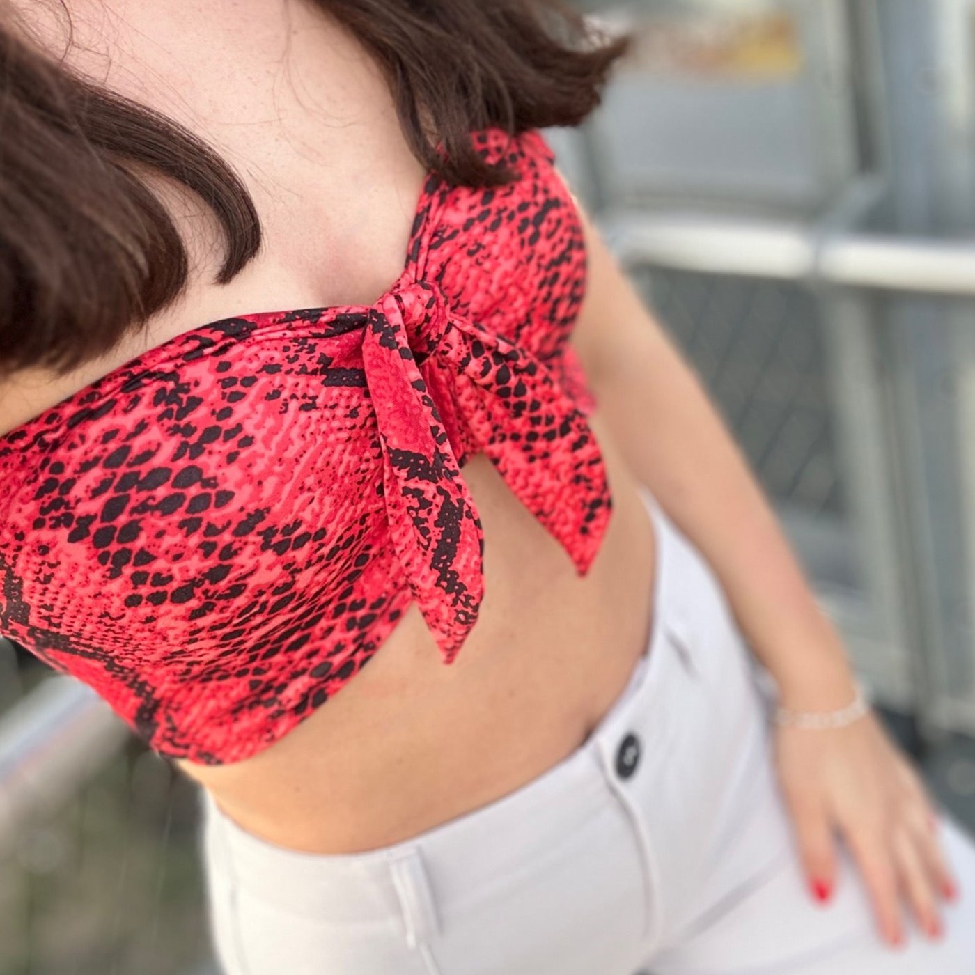 Top Eli Snake Short with removable Ribbon