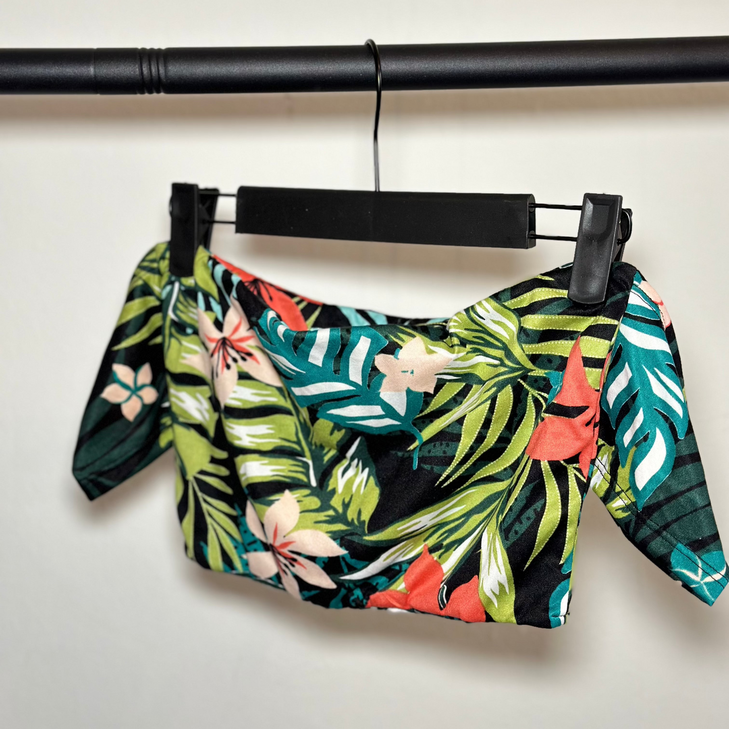 Top Eli Tropical Short