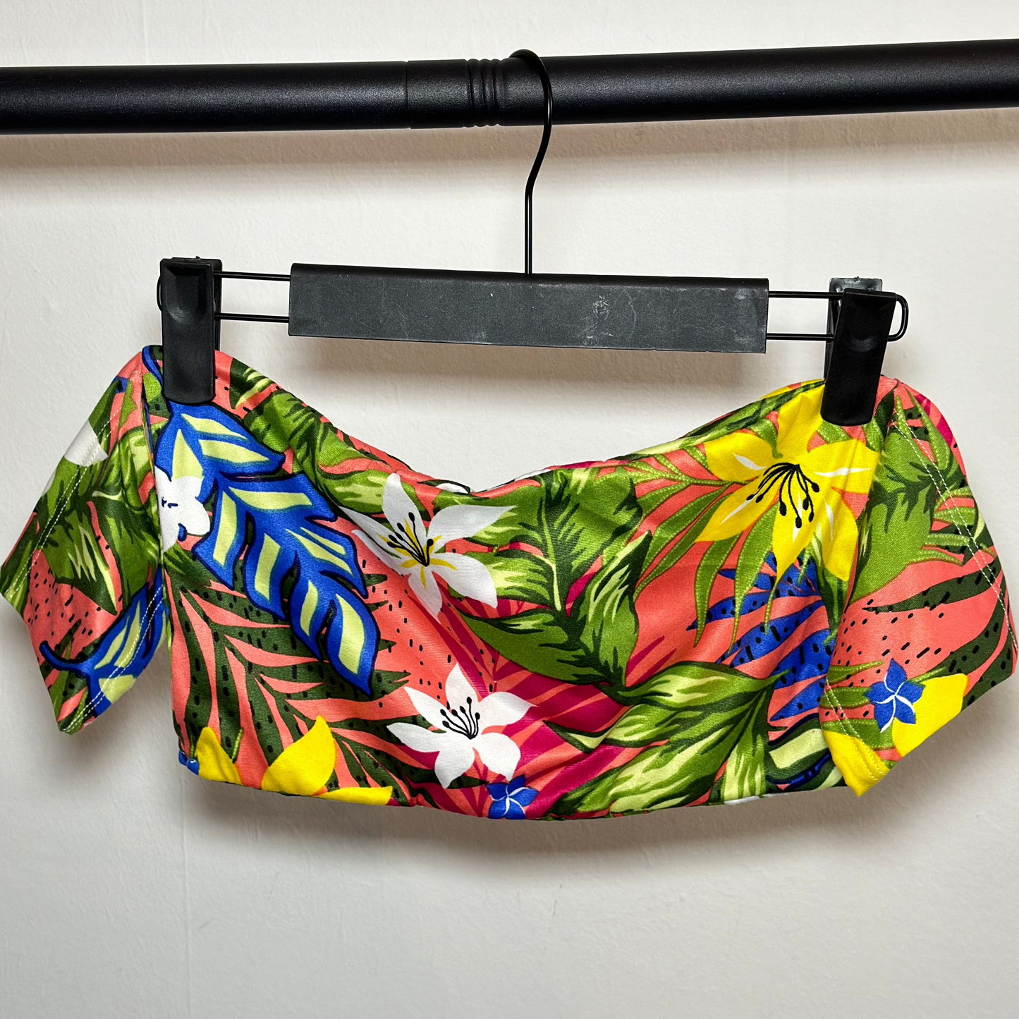 Top Eli Tropical Short