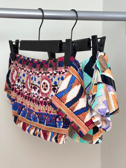 Top Eli Aztec Short with removable Ribbon