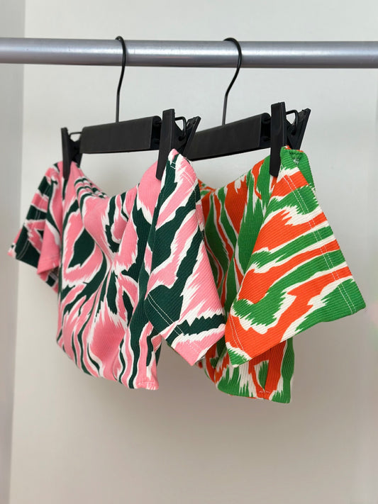 Top Eli Rib Zebra Short with removable Ribbon