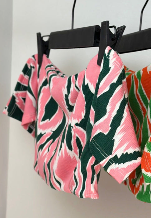 Top Eli Rib Zebra Short with removable Ribbon